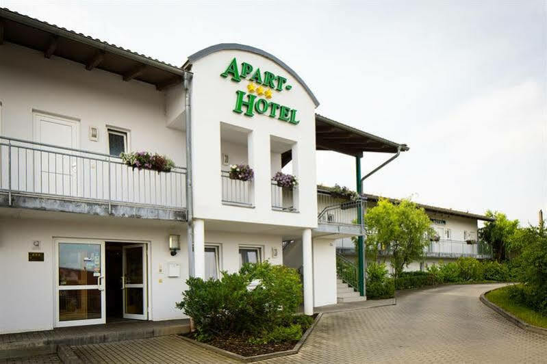 Apart Hotel Weimar エクステリア 写真